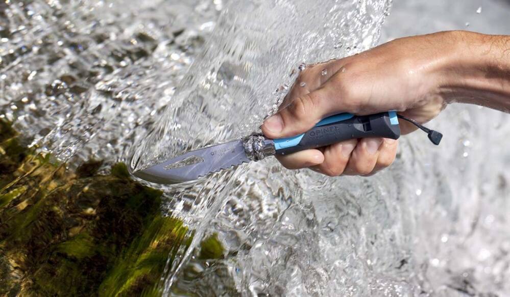 Nóż turystyczny wyprawowy składany Opinel Outdoor N°08 - kolor: niebieski